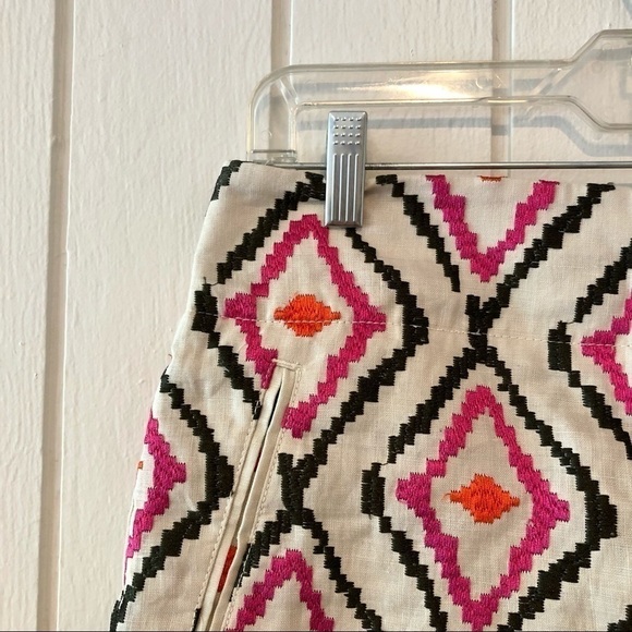 LOFT Beige Embroidered Linen The Riviera Shorts - Picture 4 of 10